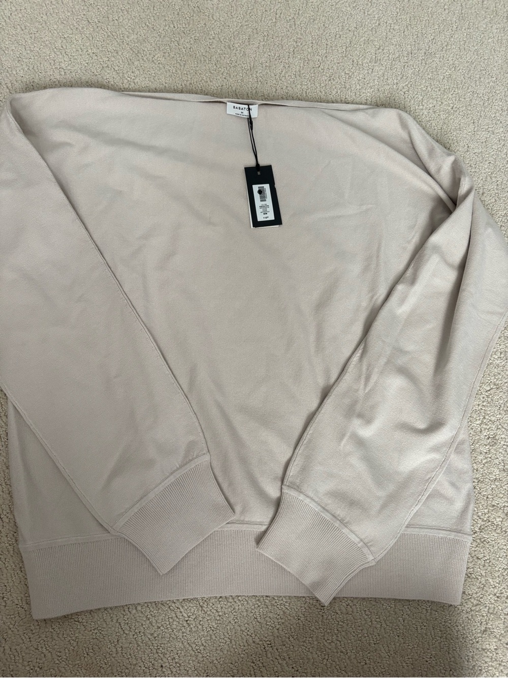 NWT flawed Aritzia sweater